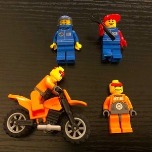 Lego "Motocross and Crew" Minifigures (Mini Figures) Set